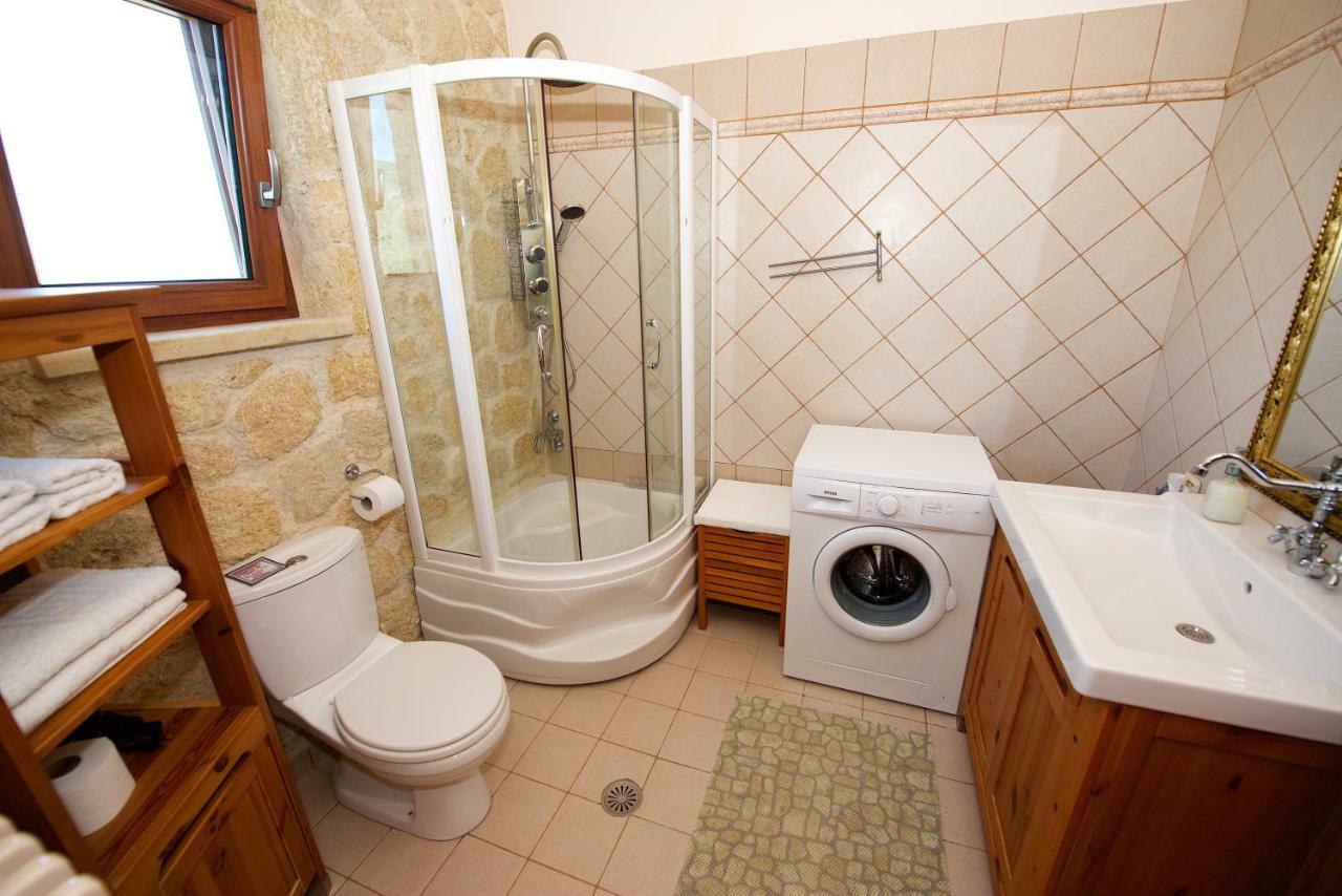 Villa Petrino Halikounas Bagian luar foto