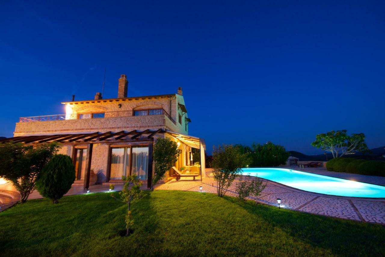 Villa Petrino Halikounas Bagian luar foto